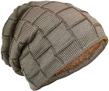 Carica l&#39;immagine nel visualizzatore di Gallery, Cappello invernale unisex in maglia con morbido interno